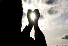 Online entertainment market analysis